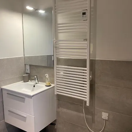 Etable Renovee En A La Campagne